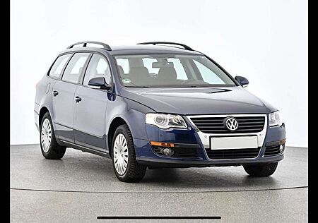 VW Passat Variant Volkswagen 2.0 TDI DPF DSG Comfortline V...
