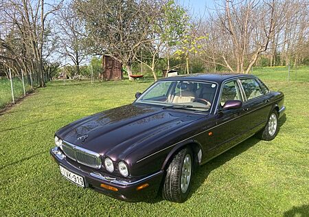 Jaguar XJ Sovereign 4.0 Sovereign