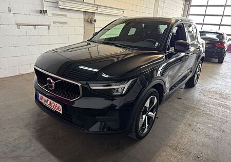 Volvo XC 40 XC40 LED 8g Autom. 19 Zoll Ambiente Navi +++