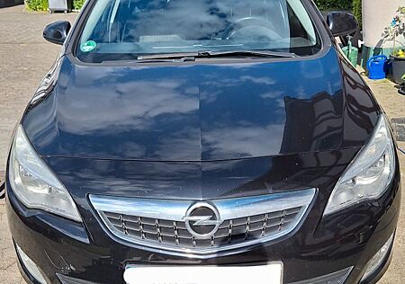 Opel Astra 1.7 CDTI Design Edition 92kW Design Ed...