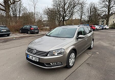 VW Passat Variant Volkswagen 2.0 TDI *Zahnriemen NEU*