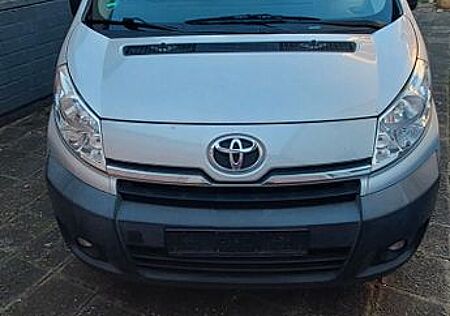 Toyota Pro Ace Proace (Verso)