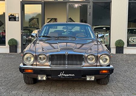 Jaguar XJ12 SerieIII/seltenFarbe/20 Jahre in Besitz/V12