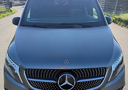 Mercedes-Benz V 300 V300d AVANTGARDE EDITION kompakt 4Matic AMG Pak.