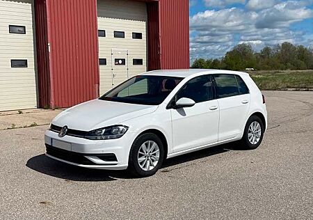 VW Golf Volkswagen 1.6 TDI