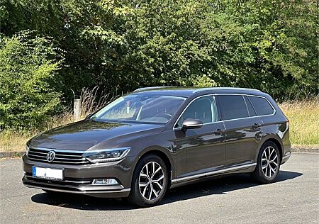 VW Passat Variant Volkswagen 2.0 TDI DSG Highline 360/AHK/LED