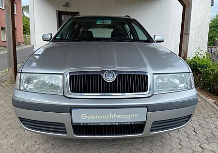 Skoda Octavia Combi 1.6 i