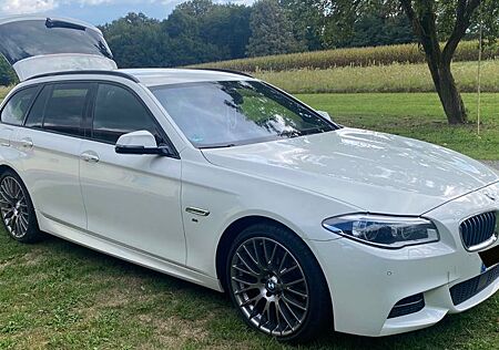 BMW 530d xDrive Touring M-Paket Night Paket