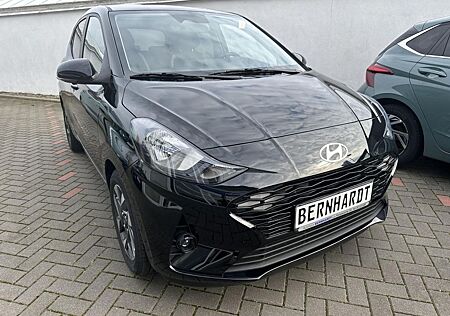 Hyundai i10 1.2 Go Plus in versch. Farben Klima Navi