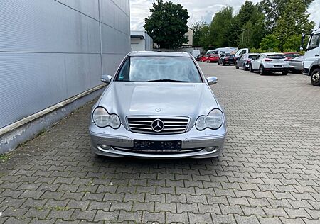 Mercedes-Benz C 240 AVANTGARDE Klima SHZ Schiebedach