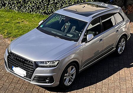 Audi Q7 3.0 TDI quattro tiptronic -