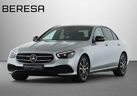 Mercedes-Benz E 220 d Avantgarde Night Distronic Pano MBUX