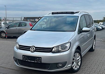 VW Touran Volkswagen Highline 7 SITZE*PANO
