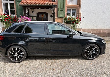 Audi A3 1.8 TFSI Ambiente Sportback