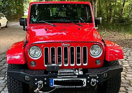 Jeep Wrangler 2.8l CRD Unlimited Sahara Automatik...