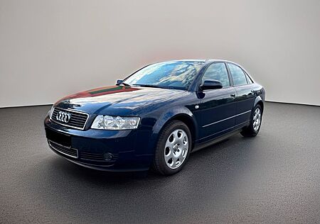 Audi A4 2.0 aus 1 ter Hand / TüV + Zahnriemen Neu