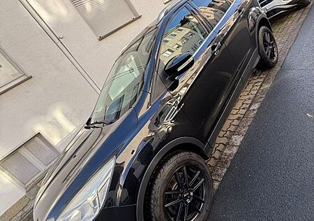 Ford Kuga 2,0 TDCi 2x4 88kW SYNC Edition SYNC Edition
