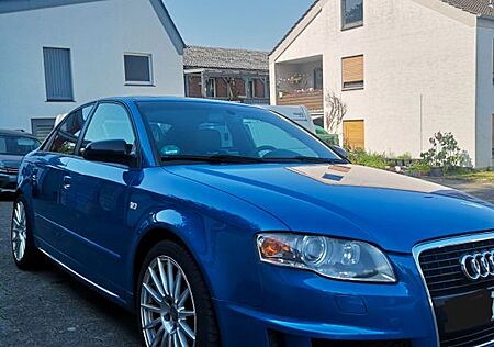Audi A4 2.0 TFSI DTM-Edition