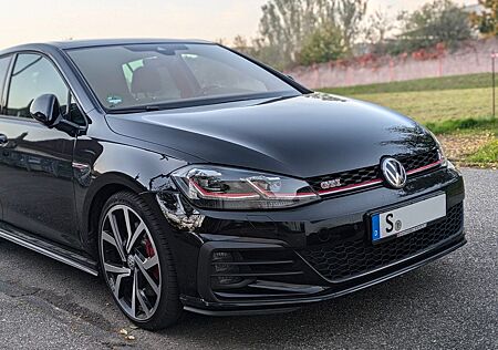 VW Golf Volkswagen GTI 2.0 TSI 19"/SOUND/LIGHT/ACC/ST.HEIZ/8Fach/++