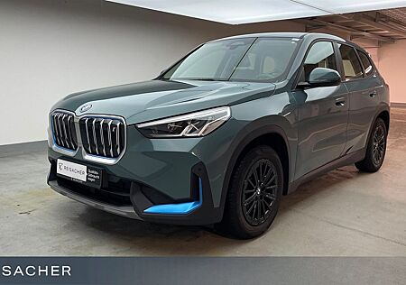 BMW IX1 A XDRIVE30 AHK,Navi