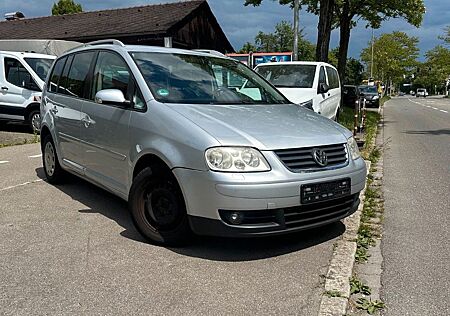 VW Touran Volkswagen 2.0 TDI Trendline