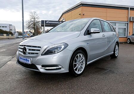Mercedes-Benz B 200 /NAVI/AHK/Bi-Xenon