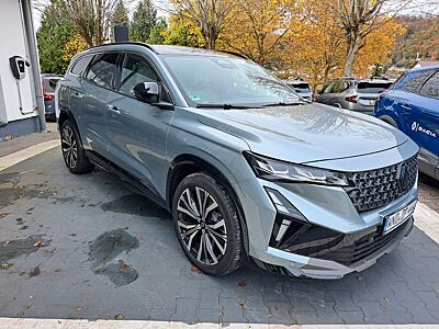 Renault Espace VI Iconic E-Tech Hybrid