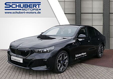 BMW i5 eDrive40 M Sportpaket Pro 20'' HUD B&W