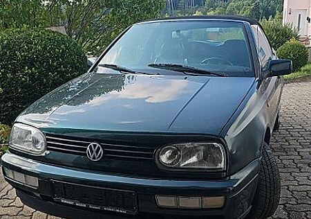 VW Golf Volkswagen 1.8 66kW Classicline Cabriolet Classicline