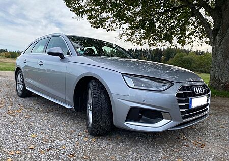 Audi A4 Av. 40 TFSI advanced Magnetic-Ride