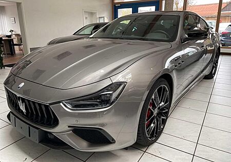Maserati Ghibli Modena S Q4 *Nerissimo*Schiebedach*Carbon