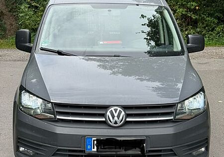 VW Caddy Volkswagen 2,0TDI 75kW Conceptline BlueMotion Con...