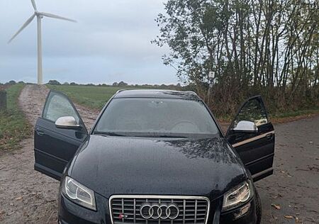 Audi S3 2.0 TFSI Sportback / Pano / NAVI / TÜV 08/27