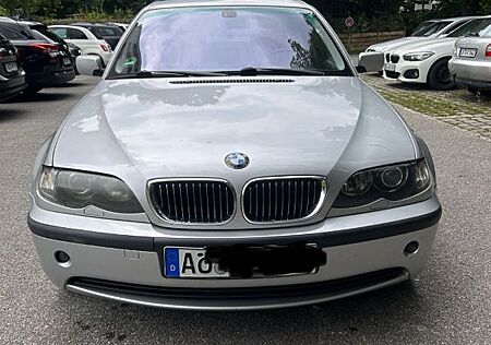 BMW 320i - Automatik - Facelift