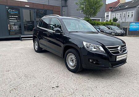 VW Tiguan Volkswagen 2,0 TDI *1H* "Sport & Style 4Motion"