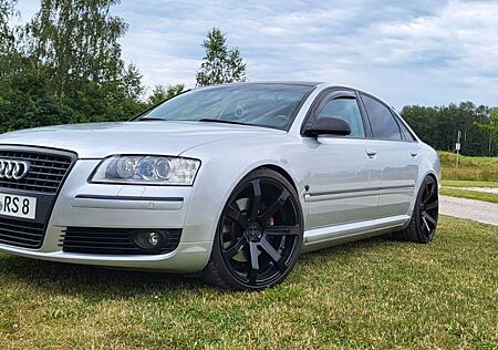 Audi A8 4.2 quattro , 21Zoll, Scheckheft,