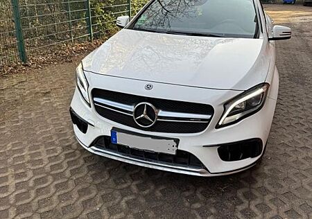 Mercedes-Benz GLA 45 AMG Mercedes-AMG GLA 45 4MATIC DCT Me...