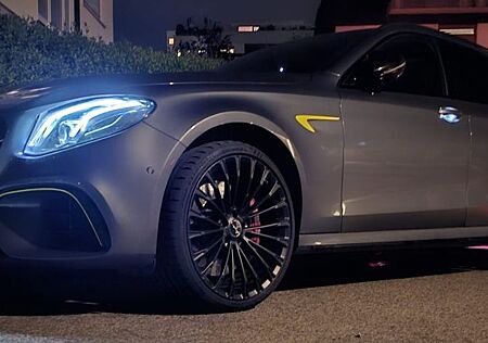 Mercedes-Benz E 63 AMG AMG E 63 S 4MATIC+ T, Bremsen&Gr. Service NEU