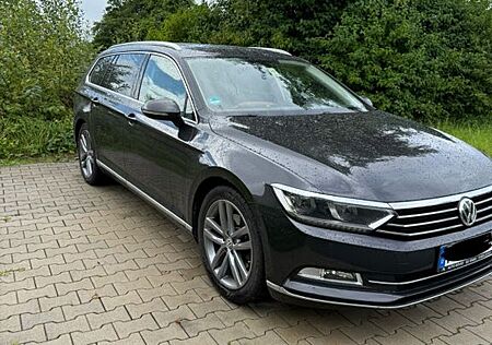 VW Passat Variant Volkswagen 2.0 TSI 162kW DSG BMT Highlin...