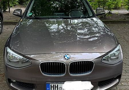 BMW 116i - Allwetterreifen - Tüv bis 09/26