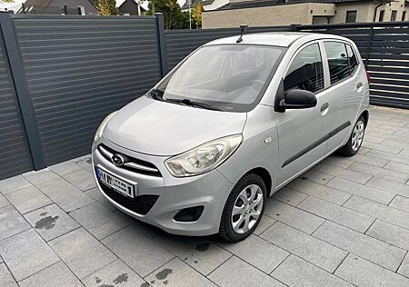 Hyundai i10 1.1 World Cup Edition, Klima, AHK, TÜV neu