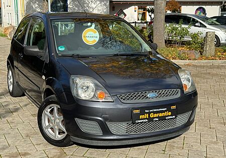 Ford Fiesta 1.3 Style KLIMA+ALU+ALLWETTER+TÜV NEU