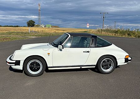 Porsche 911 Urmodell 911 Targa SC 3.0