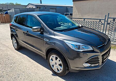 Ford Kuga Trend PDC,Sitzheizung, 64000 km.