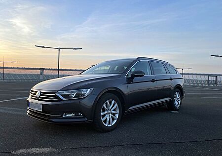VW Passat Variant Volkswagen 1.4 TSI ACT Comfortline Varia...