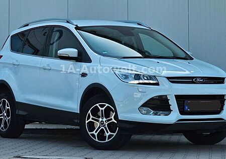 Ford Kuga Titanium Aut Navi Klima Cam PDC Xenon
