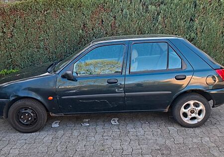 Ford Fiesta 1.3 44 kW -