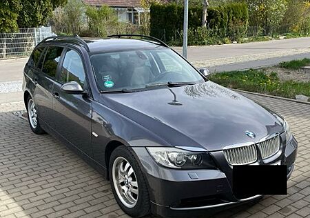 BMW 318i touring -