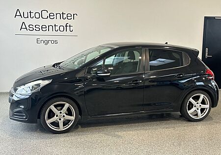 Peugeot 208 1.2 Allure PureTech 82 Panorama Klima Euro6