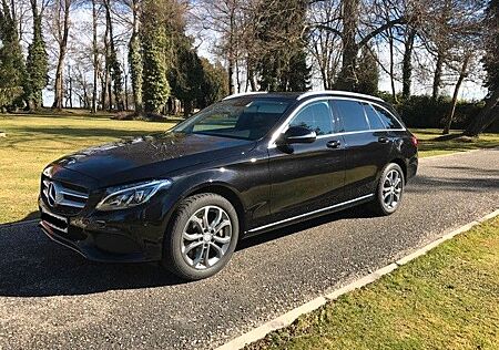 Mercedes-Benz C 250 d 4MATIC T AVANTGARDE Autom. AVANTGARDE